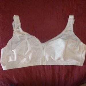 Secret treasures bra style 5411 Clearance